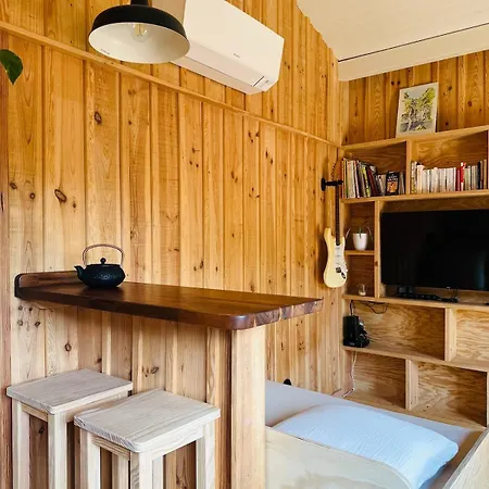Cabin, Terrace And Enclosed Garden Holiday home Lanton